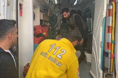 Motosiklet ile otomobil çarpıştı: 1 yaralı