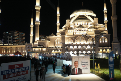 Ramazan, Millet Cami’nde yaşanıyor