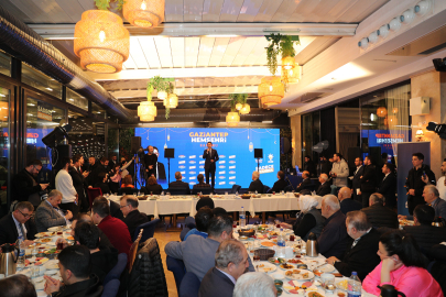 İBB Başkan Adayı Murat Kurum Gaziantepliler ile sahurda buluştu