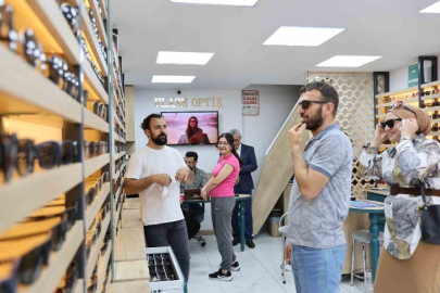 Uzmanlar, yaz ayalarının gelmesiyle göz sağlığını tehdit eden güneş gözlüğüne dikkat çekti