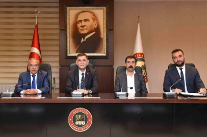 GSO’da Triko Örgü İmalatı Sektör Toplantısı gerçekleştirildi