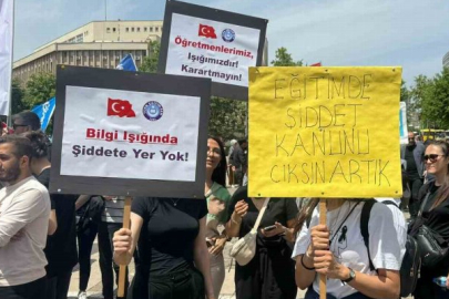 Gaziantep’te şiddete karşı öğretmenler basın açıklaması yaptı