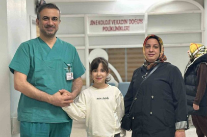 Sedye ile geldikleri hastaneden yaklaşık 1 yıl sonra yürüyerek çıktılar
