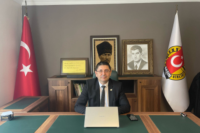 Gazeteciler asli görevlerinden uzaklaştı