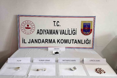 Uyuşturucuyla yakalanan 5 kişi gözaltına alındı
