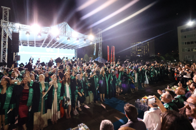 GİBTÜ’de mezuniyet coşkusu