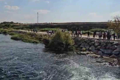 Serinlemek için Fırat Nehri’ne giren çocuğun cenazesi çıkarıldı