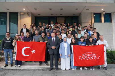 Büyükşehir ile başarılı öğrenciler Bosna-Hersek’te