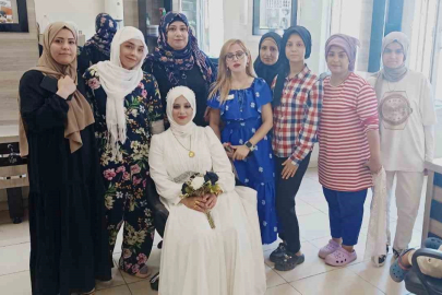 Eğitim alan kursiyerler maddi imkânı olmayan gelin adaylarını düğüne hazırlıyor