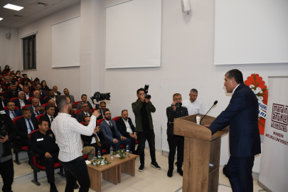 Altunkaya, üniversiteli öğrencilerle tecrübelerini paylaştı