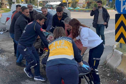 Adıyaman’da, iki otomobil çarpıştı: 4 yaralı