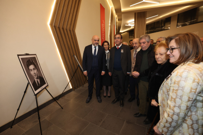 Asırlık eğitim çınarı Celal Ersoy anıldı