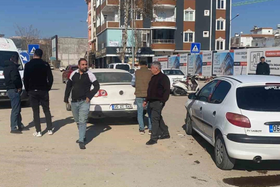 İki otomobil çarpıştı: 1 yaralı