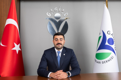 ‘’Tüm milletimizin ve İslam âleminin Ramazan Bayramı’nı en içten dileklerimle kutluyorum"