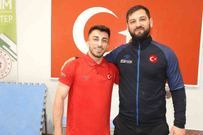 Avrupa şampiyonu milli halterci Harun Algül’ün hedefi olimpiyat madalyası