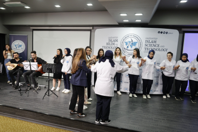 Dünya Ebeler Günü GİBTÜ’de kutlandı