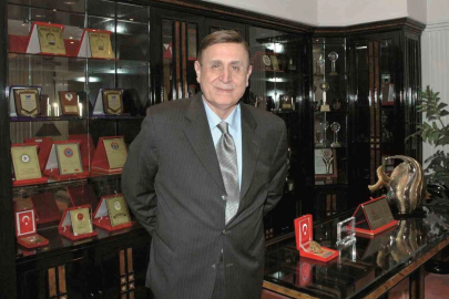 Sanayici M. Naci Topçuoğlu anılacak