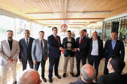Başkan Yılmaz’dan teknik adamlara moral ziyareti