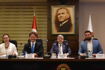 Aile şirketlerinde kurumsallaşma konusu GSO’da konuşuldu