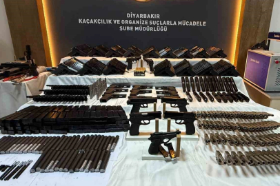 Oyuncakçı görünümündeki iş yerinden cephane çıktı: 4 gözaltı