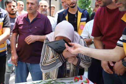 Gözyaşları sel oldu