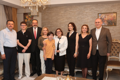 BAŞKAN ŞAHİN’DEN BAYRAMDA VEFA ZİYARETLERİ