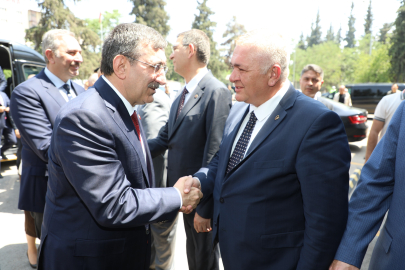 Akıncı, sektörel talepleri sundu