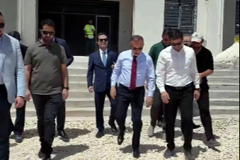 Vali Çeber okul inşaatını inceledi