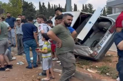 Otomobil refüjdeki aydınlatma direğine çarptı: 1 yaralı