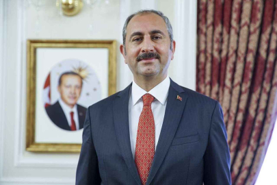Abdulhamit Gül komisyonda