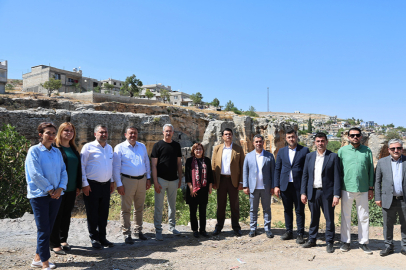 İncelemelerde bulundular