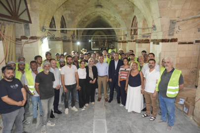 Hasar gören yapılar yeniden açıyor