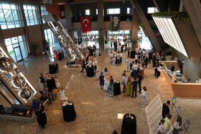 93 eser görücüye çıktı