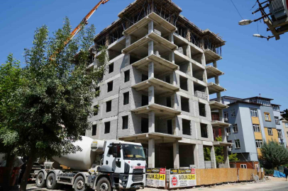 Gaziantep’te yerinde dönüşümle yeni binalar yükseliyor
