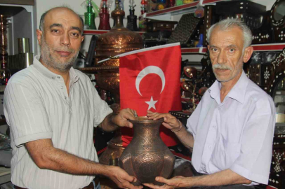 Bakırcı kardeşler mesleği öğrenmek isteyen çırakları bekliyor