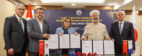 Umre ziyareti projesine yoğun ilgi