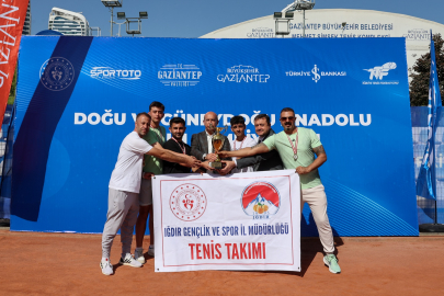 Tenis coşkusu