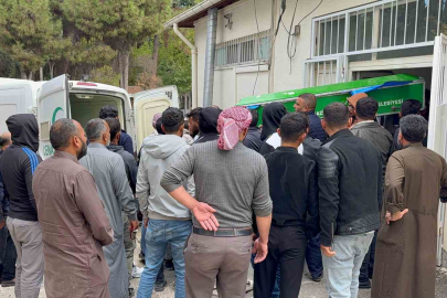 Parka giderken otomobilin çarptığı çocuk hayatını kaybetti