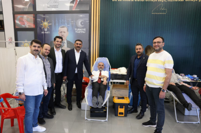 AK PARTİ'DEN KAN BAĞIŞI