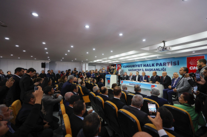 Özel’e yoğun ilgi