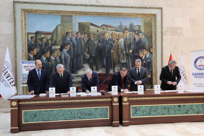 ŞAHİNBEY BELEDİYESİ 163 ÖĞRENCİYİ DAHA UMREYE GÖNDERECEK