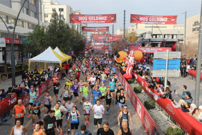 Gazi Yarı Maratonu yapıldı