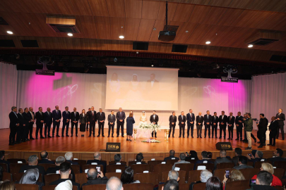 Atay ve Özyurt ailesinin mutlu günü