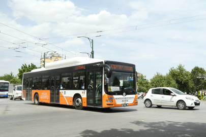 BÜYÜKŞEHİR, TOPLU ULAŞIM AĞINA ÖĞRENCİLER İÇİN YENİ BİR HAT EKLEDİ