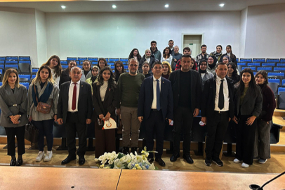 Bora Zor, GAÜN’de Dijital Gazeteciliği anlattı