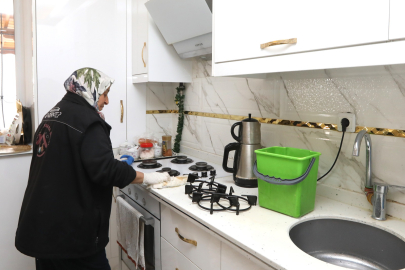 BÜYÜKŞEHİR 2025 YILINDA ENGELLİ VE BAKIMA MUHTAÇ BİREYLERİN 2 BİN 795 KEZ KAPISINI ÇALDI