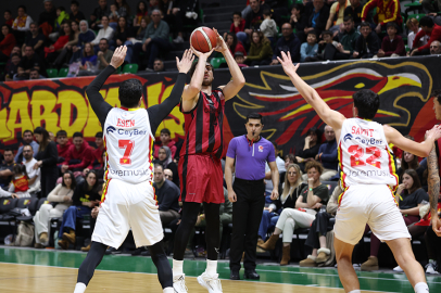 Gaziantep Basketbol kazandı