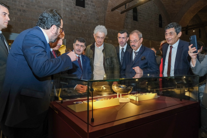 Bu sergide tarih var