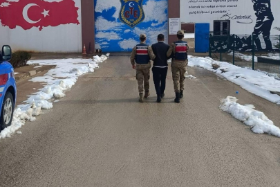 12’şer yıl cezayla aranan 2 şahıs yakalandı