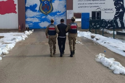 12’şer yıl cezayla aranan 2 şahıs yakalandı